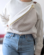 Sac banane velours blanc & fleurs 70s