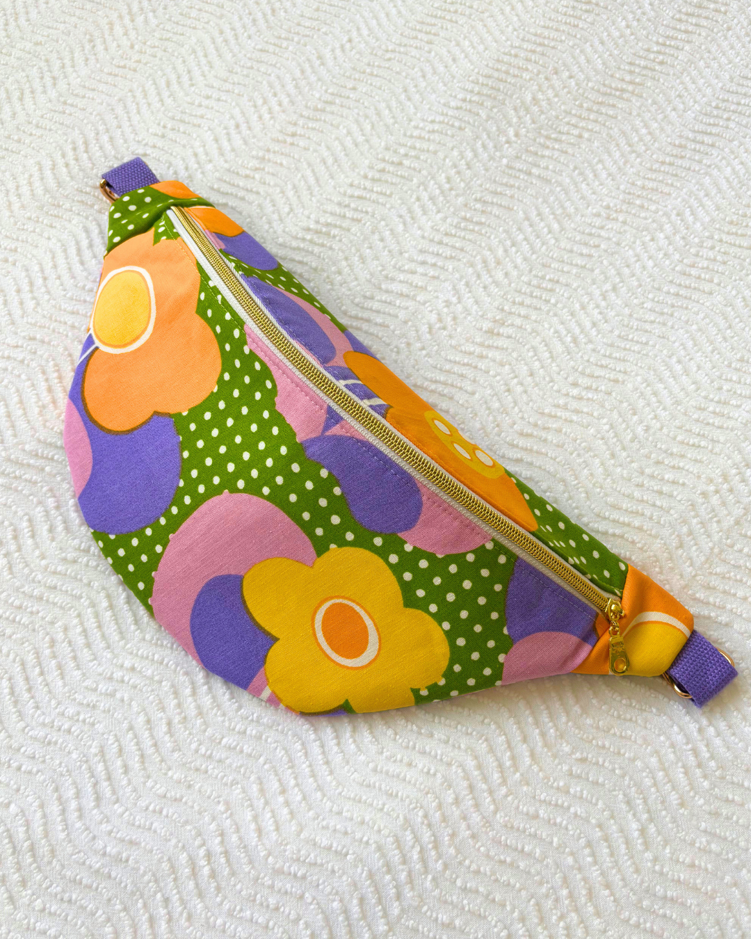 Sac banane vintage fleurs et pois