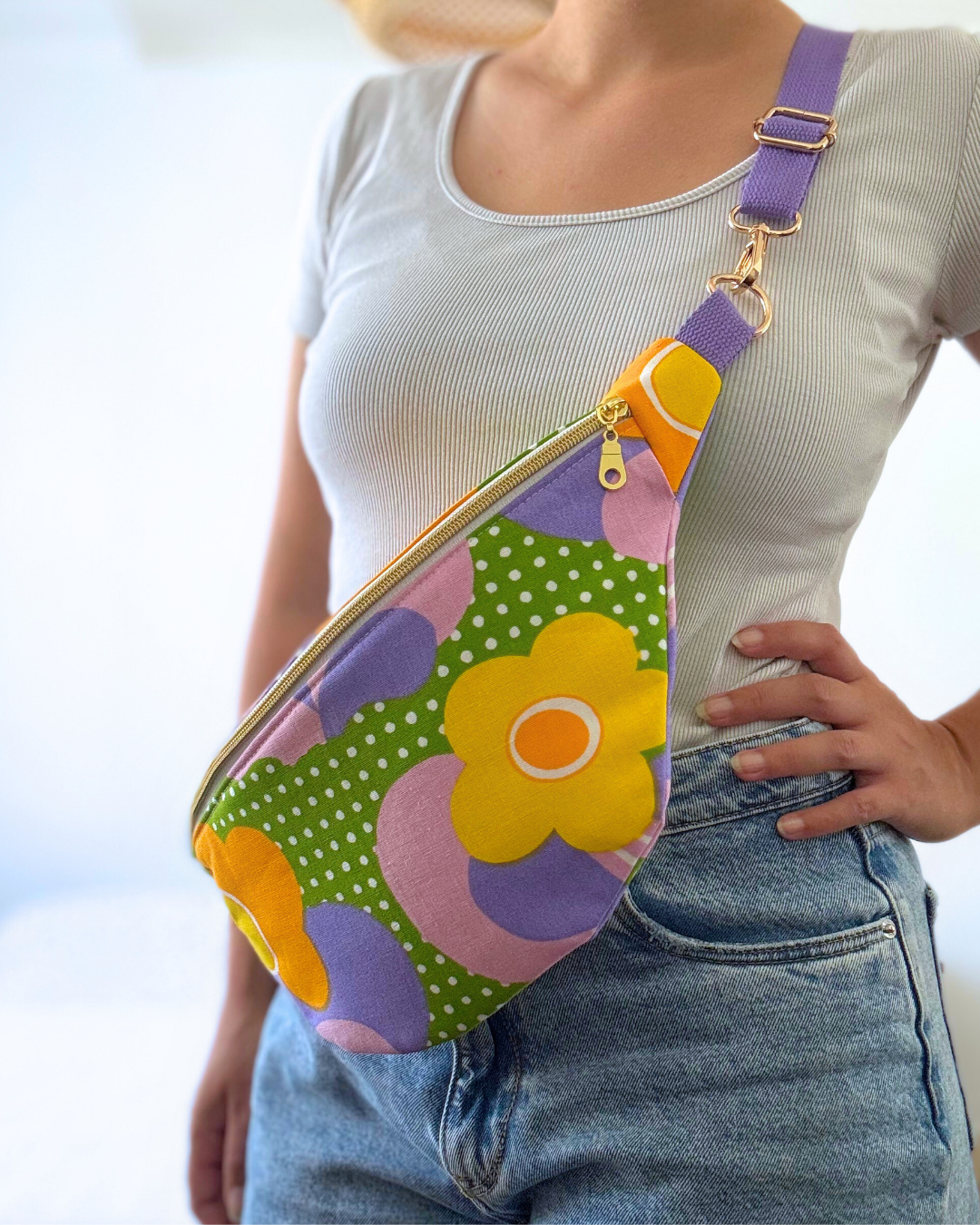 Sac banane vintage fleurs et pois