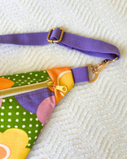 Sac banane vintage fleurs et pois