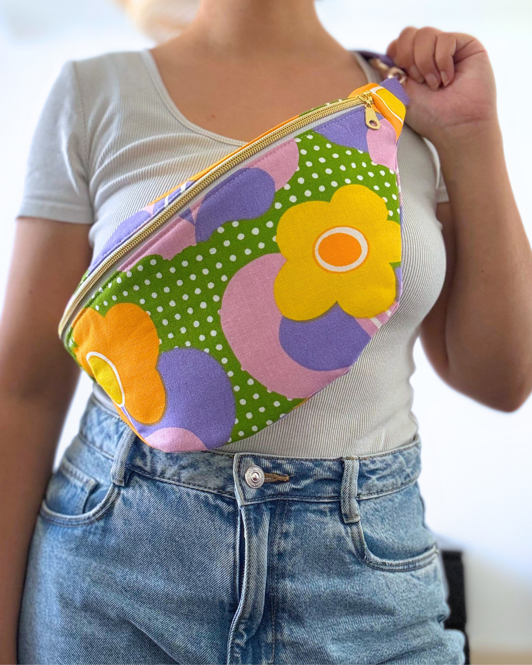 Sac banane vintage fleurs et pois
