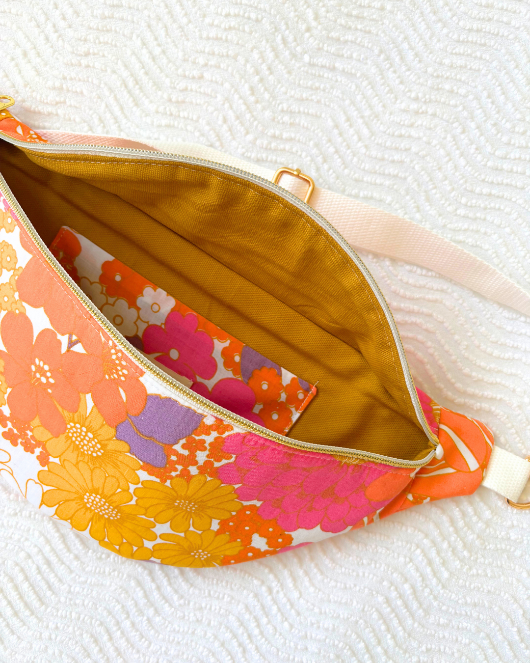 Sac banane vintage fleurs multicolore