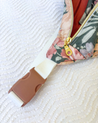 Sac banane vintage peinture fleurie