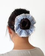 Chouchou dentelle carreaux bleu