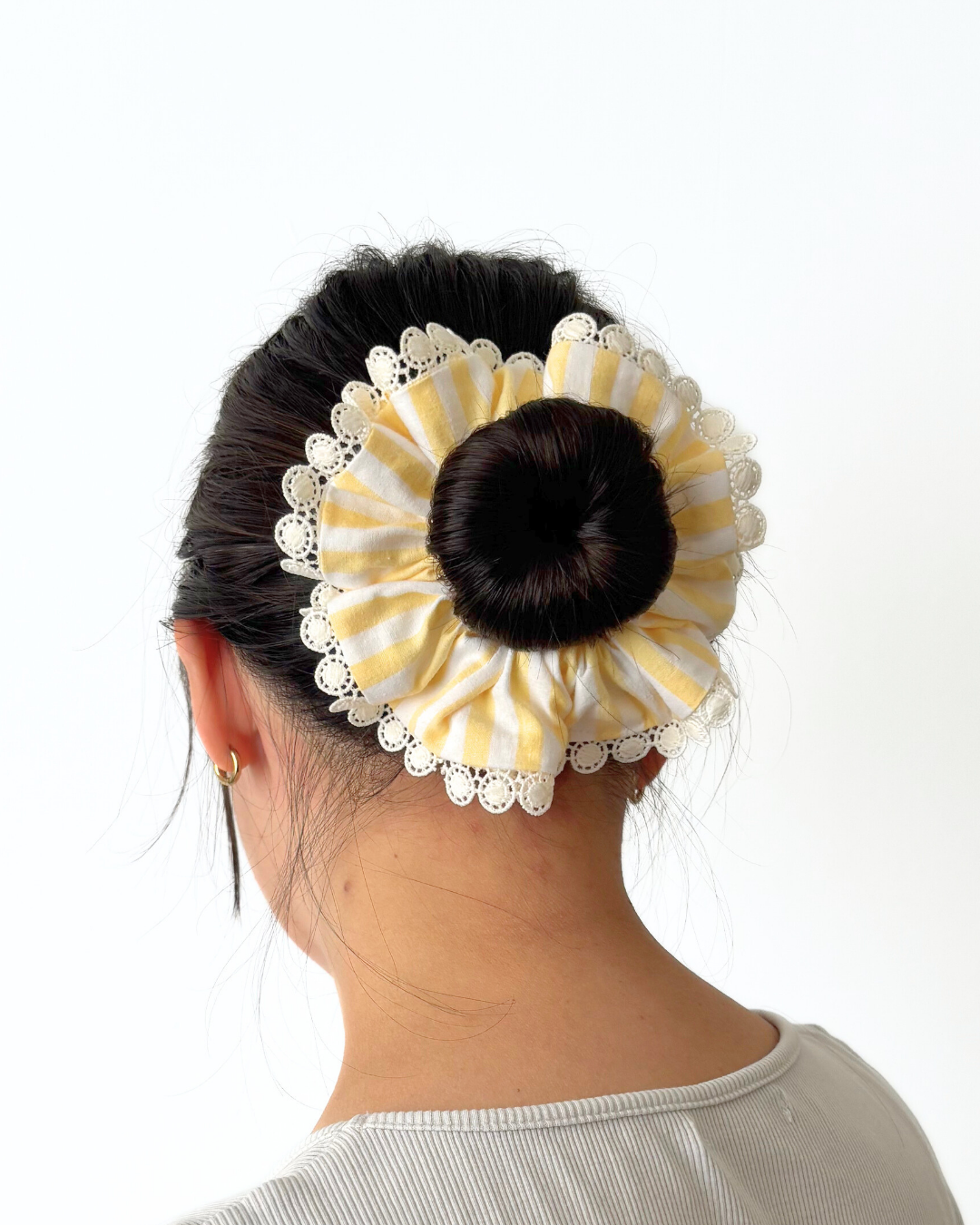 Chouchou dentelle rayures jaune