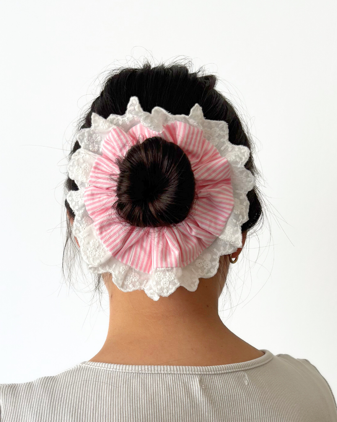 Chouchou dentelle rayures rose