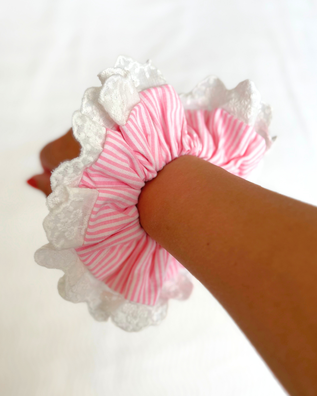 Chouchou dentelle rayures rose