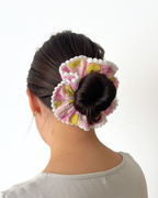 Chouchou dentelle vintage fleurs rose