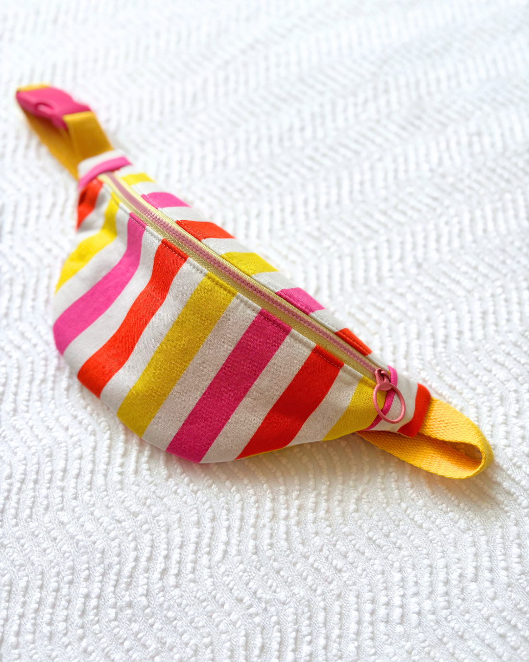 Mini banane rayures rose et jaune