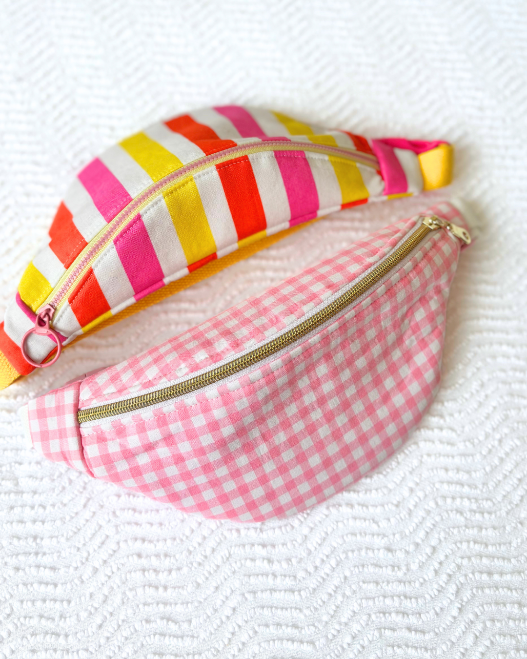 Mini banane motif vichy rose