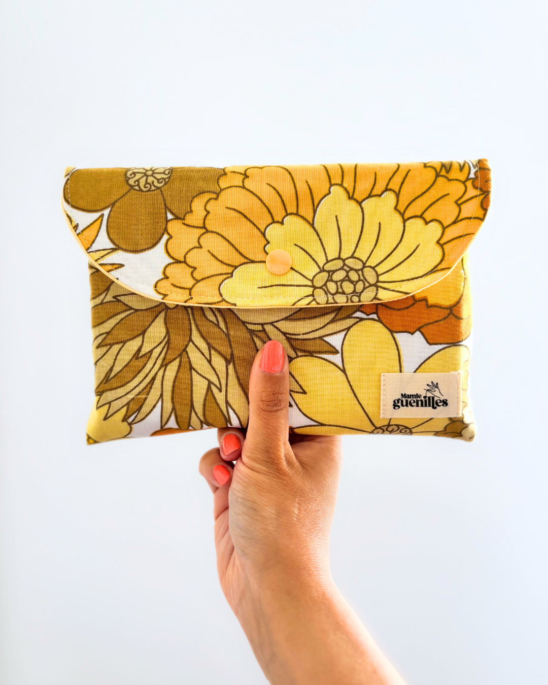 Pochette livre fleurs vintage jaune