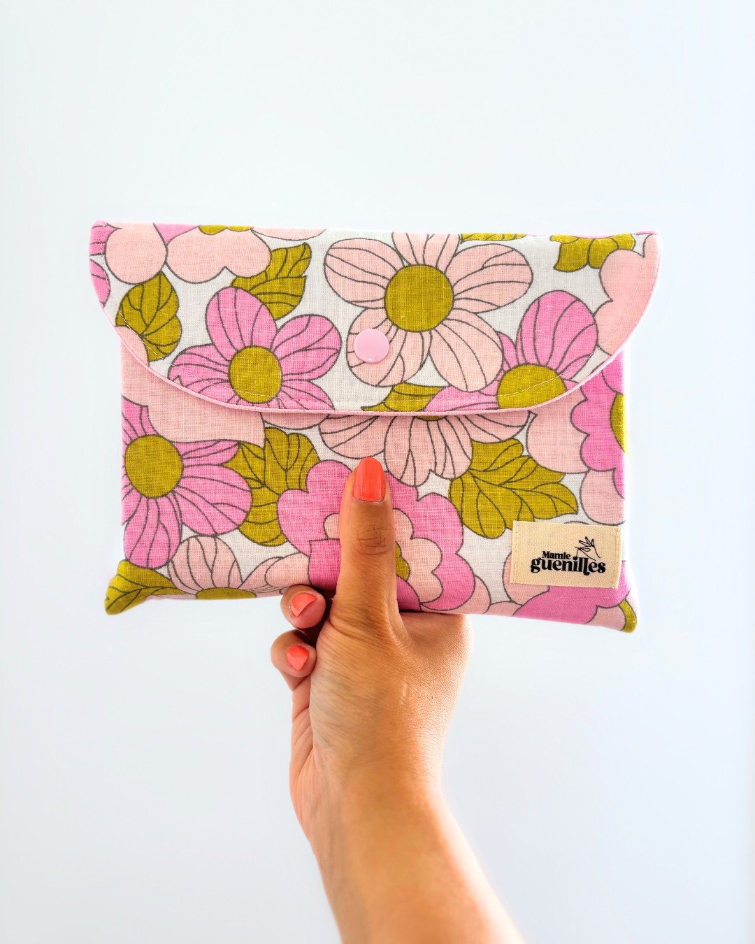 Pochette livre fleurs vintage rose