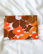 Pochette livre 70's orange