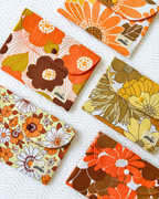 Pochette livre fleurs vintage orange