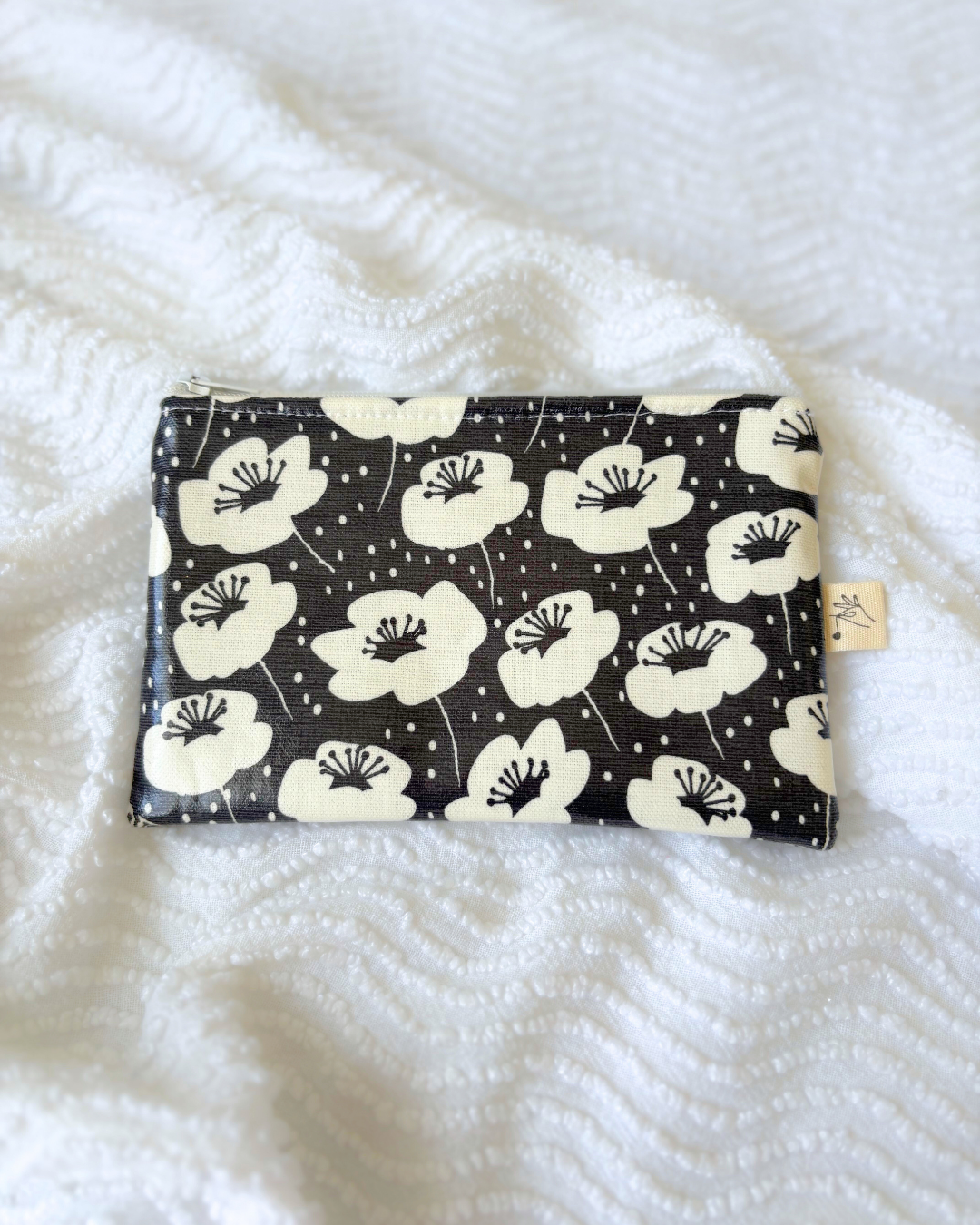 Pochette zip coquelicots blanc