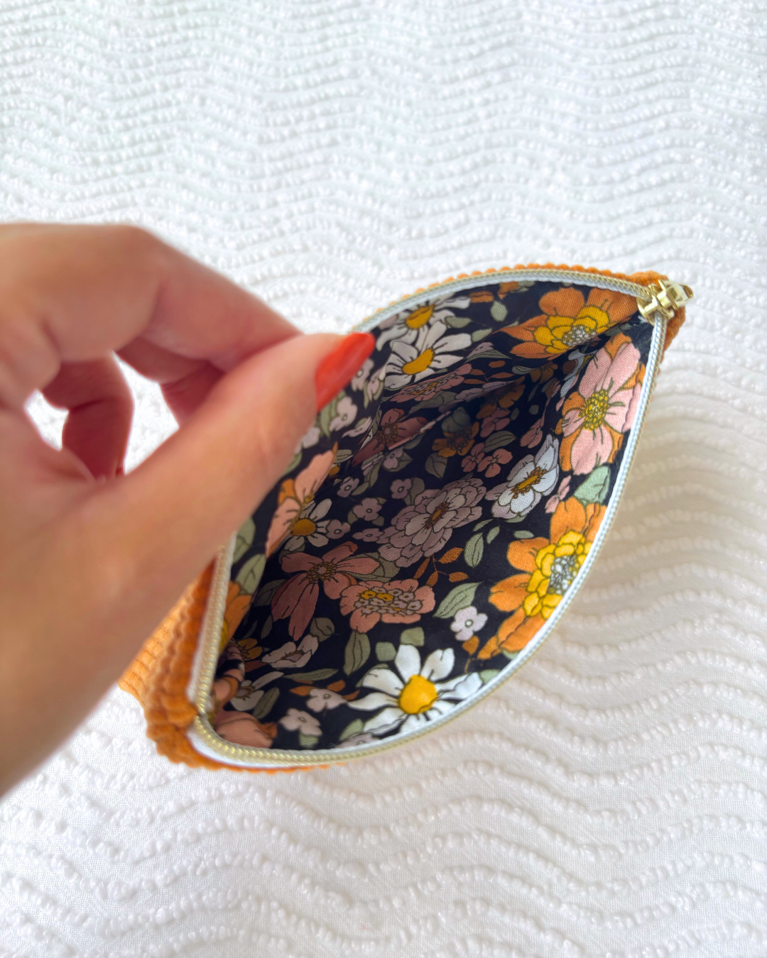 Pochette zip velours orange & fleurs