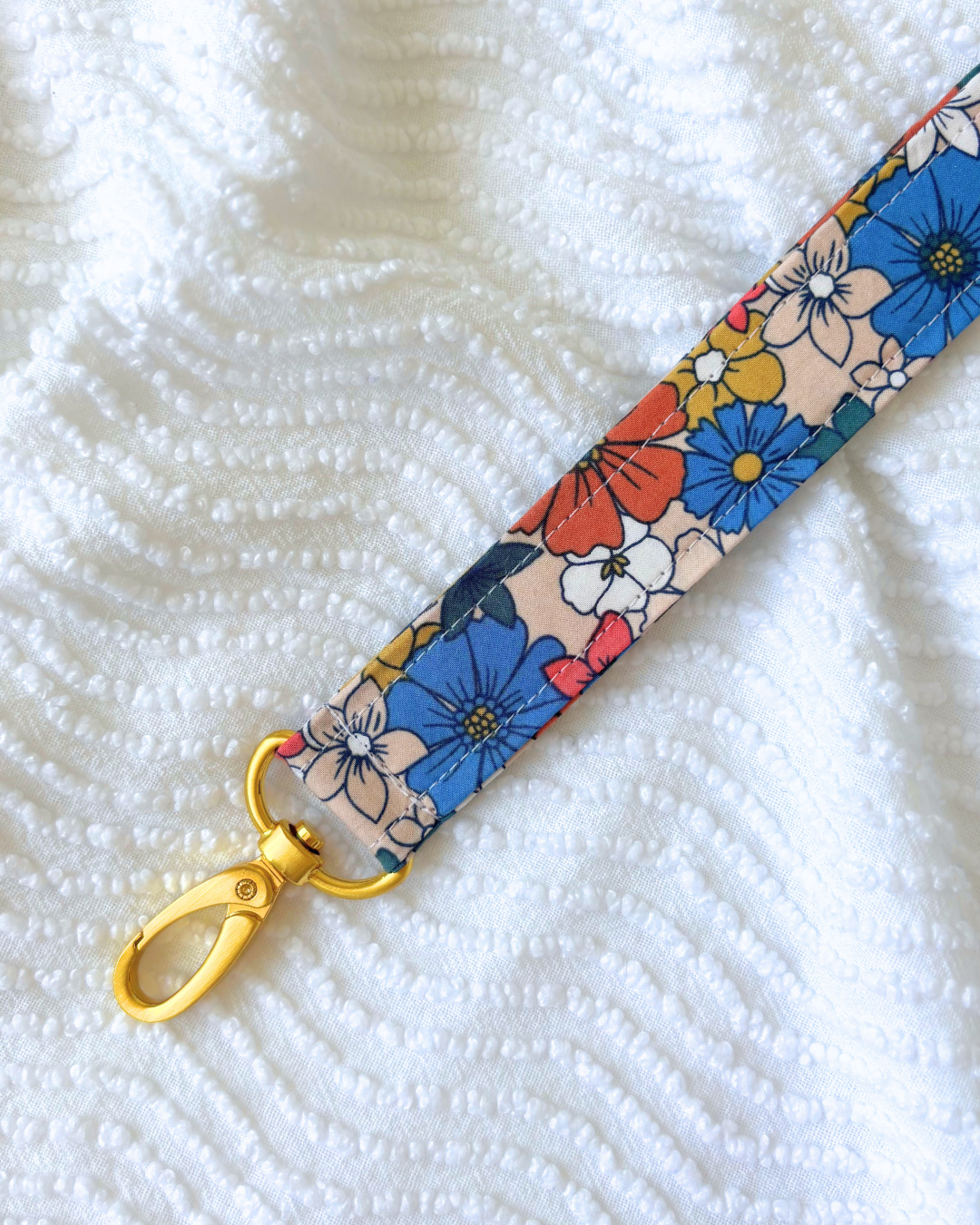 Porte-clés fleurs vintage bleu