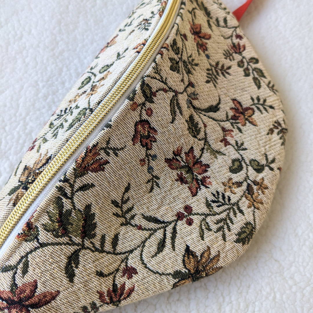 Sac banane motif fleurs anciennes