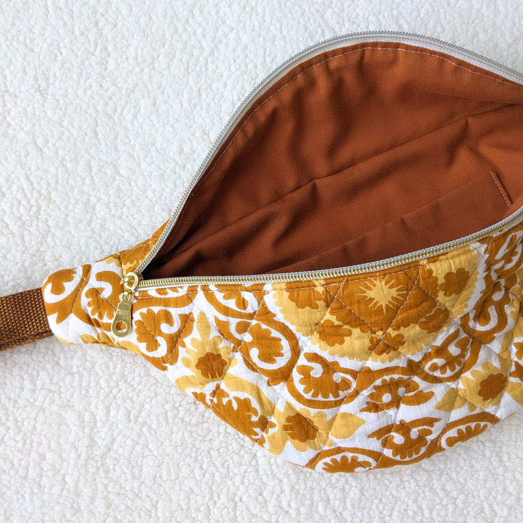 Sac banane matelassée motif indien