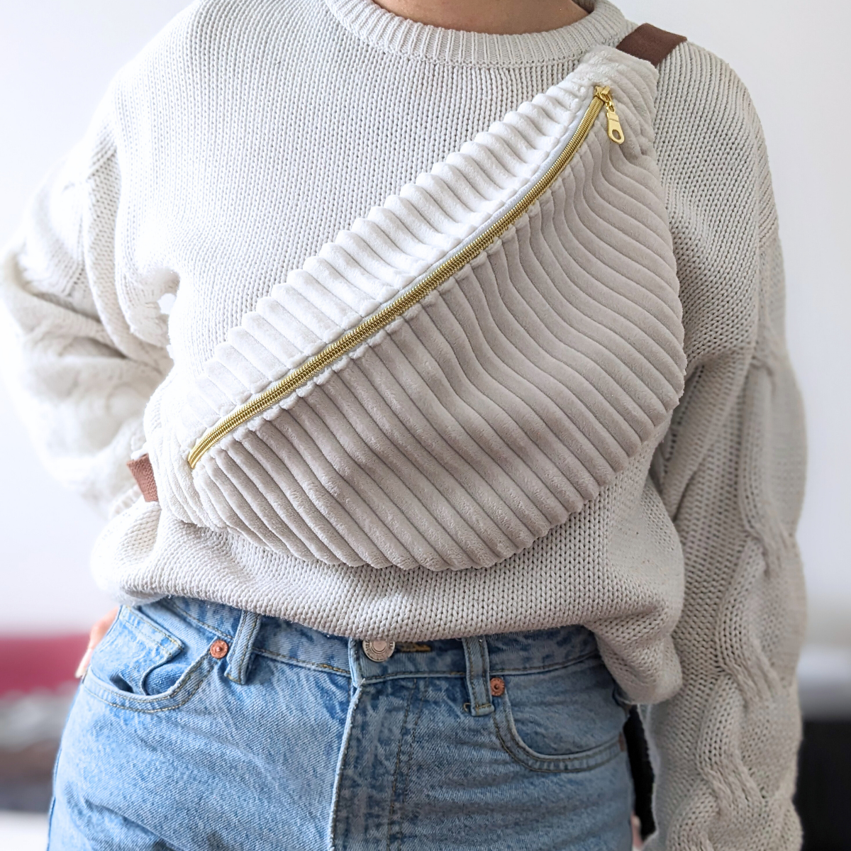 Sac banane velours Blanc & Fleurs 70s