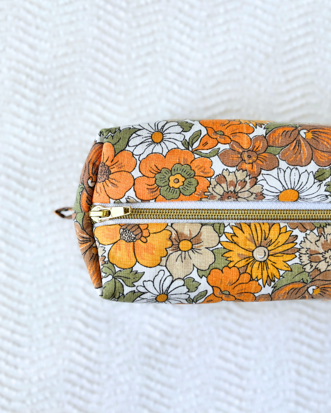 Trousse fleurs vintage orange