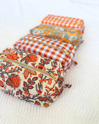 Trousse tapisserie fleurs vintage