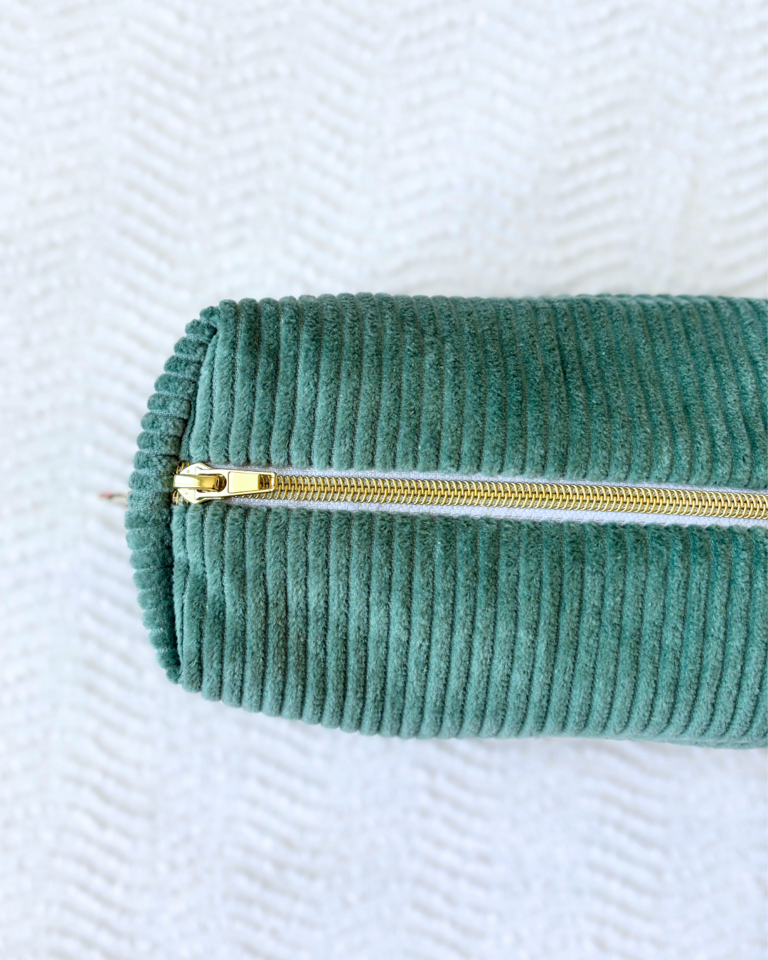 Trousse velours bleu et fleurs