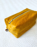 Trousse velours jaune et fleurs vintage