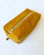 Trousse velours jaune et fleurs vintage