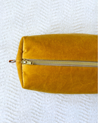 Trousse velours jaune et fleurs vintage