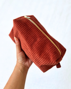 Trousse velours noisette et fleurs