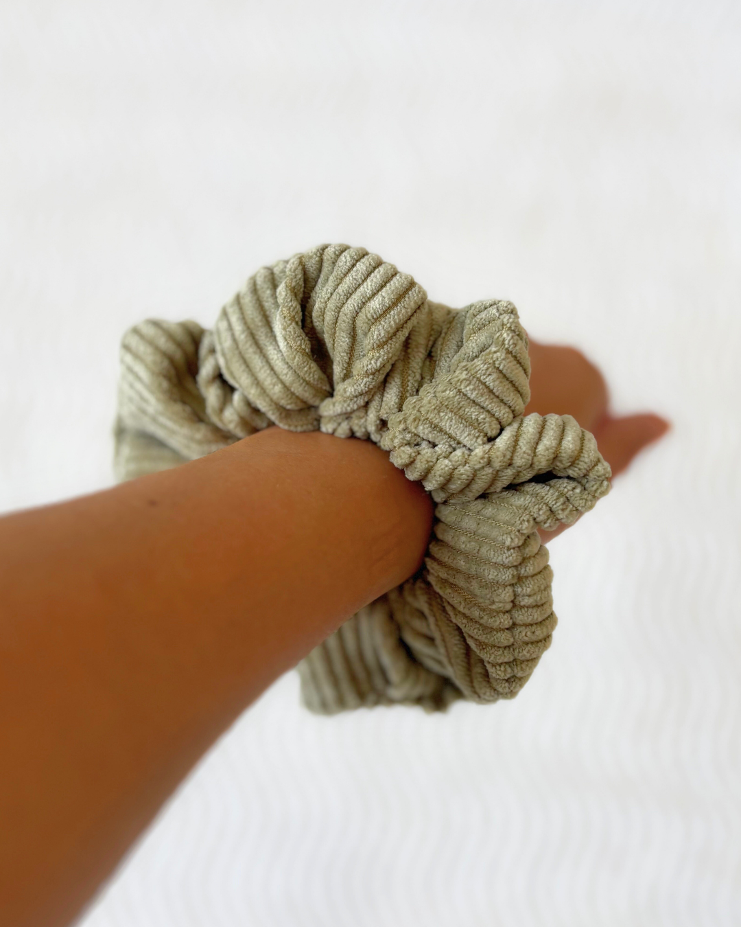 Chouchou en velours Vert sauge